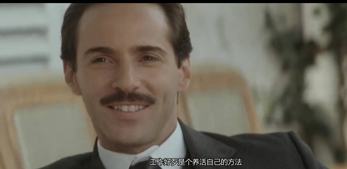 时尚先锋香奈儿 电影下载_法国电影时尚先锋香奈儿_香奈儿生平事迹