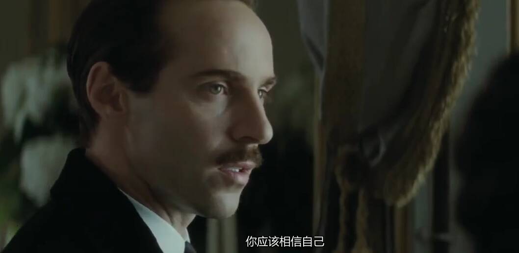 香奈儿生平事迹_时尚先锋香奈儿 电影下载_法国电影时尚先锋香奈儿