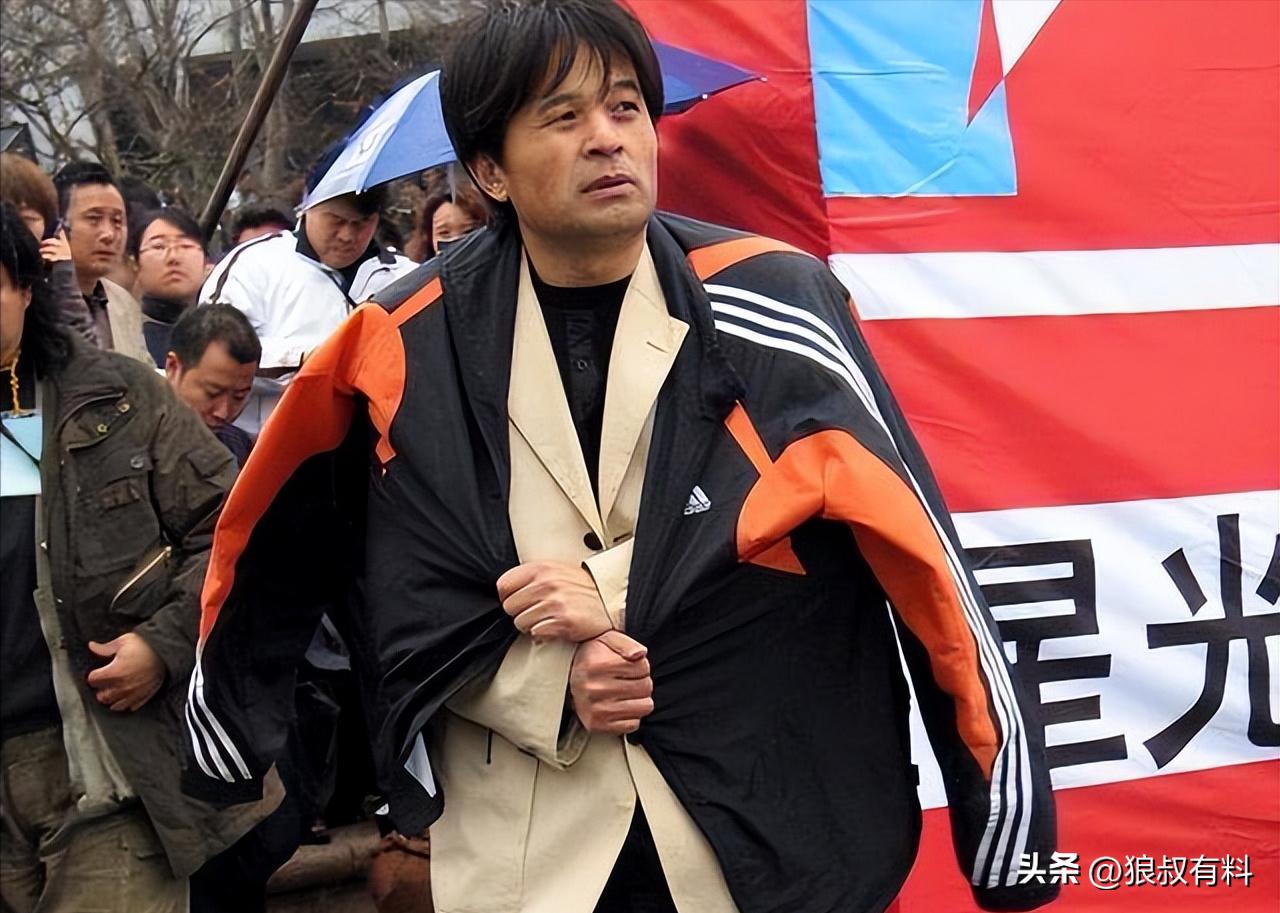 毕福剑消失8年后现身香港小剧场_毕福剑变卖字画800元被质疑_毕福剑饭局视频资源