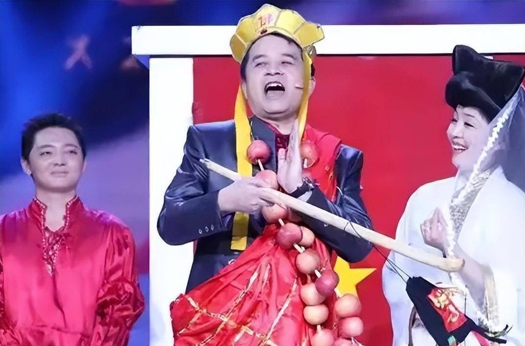 毕福剑饭局视频资源_毕福剑变卖字画800元被质疑_毕福剑消失8年后现身香港小剧场