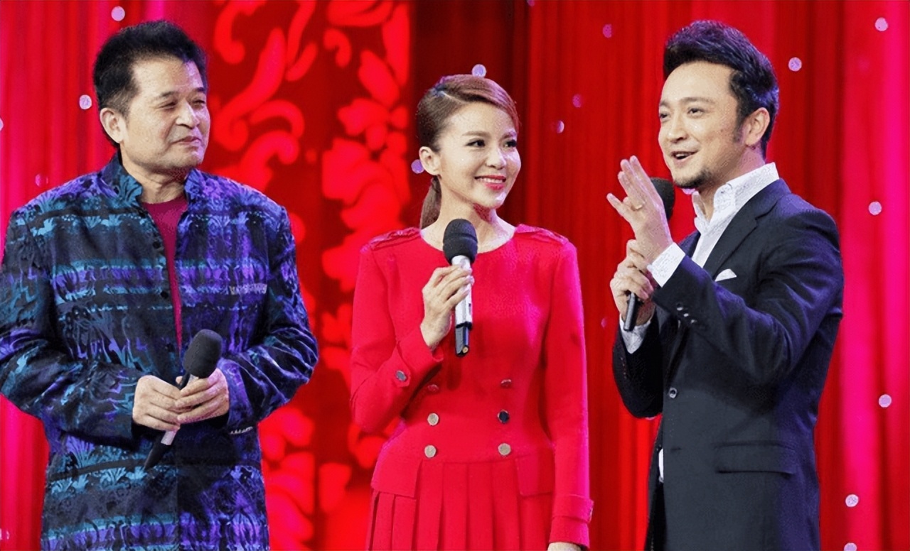 毕福剑饭局视频资源_毕福剑变卖字画800元被质疑_毕福剑消失8年后现身香港小剧场