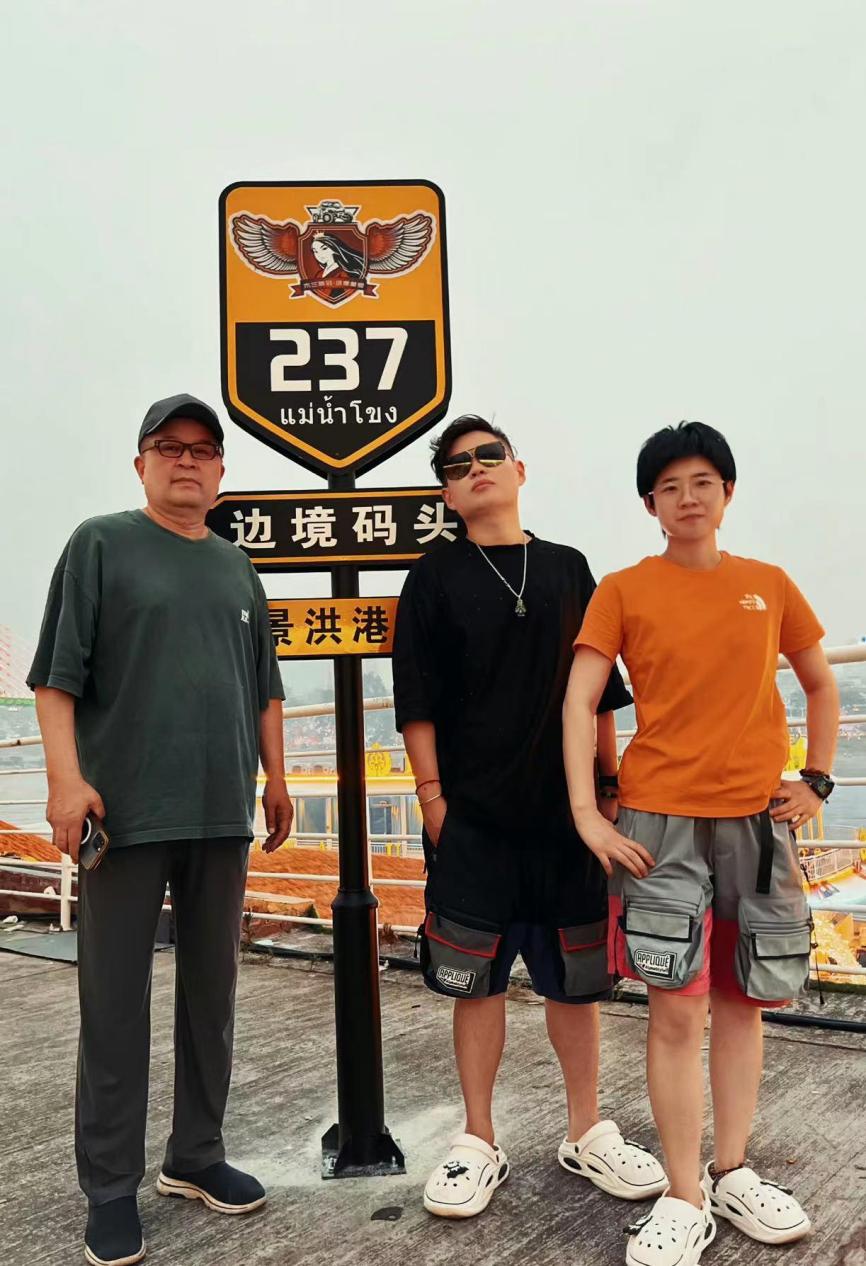 毕福剑退休生活_毕福剑饭局视频资源_毕福剑近况