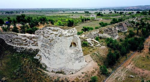石峁遗址历史变迁_毛乌素沙地治理_内蒙古生态恶化