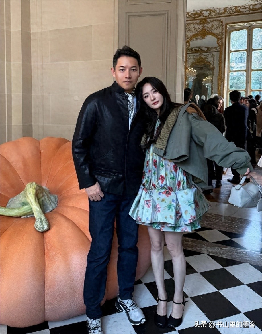 杨幂AWE展会造型争议_杨幂微博之夜风波_杨幂近期照片2026