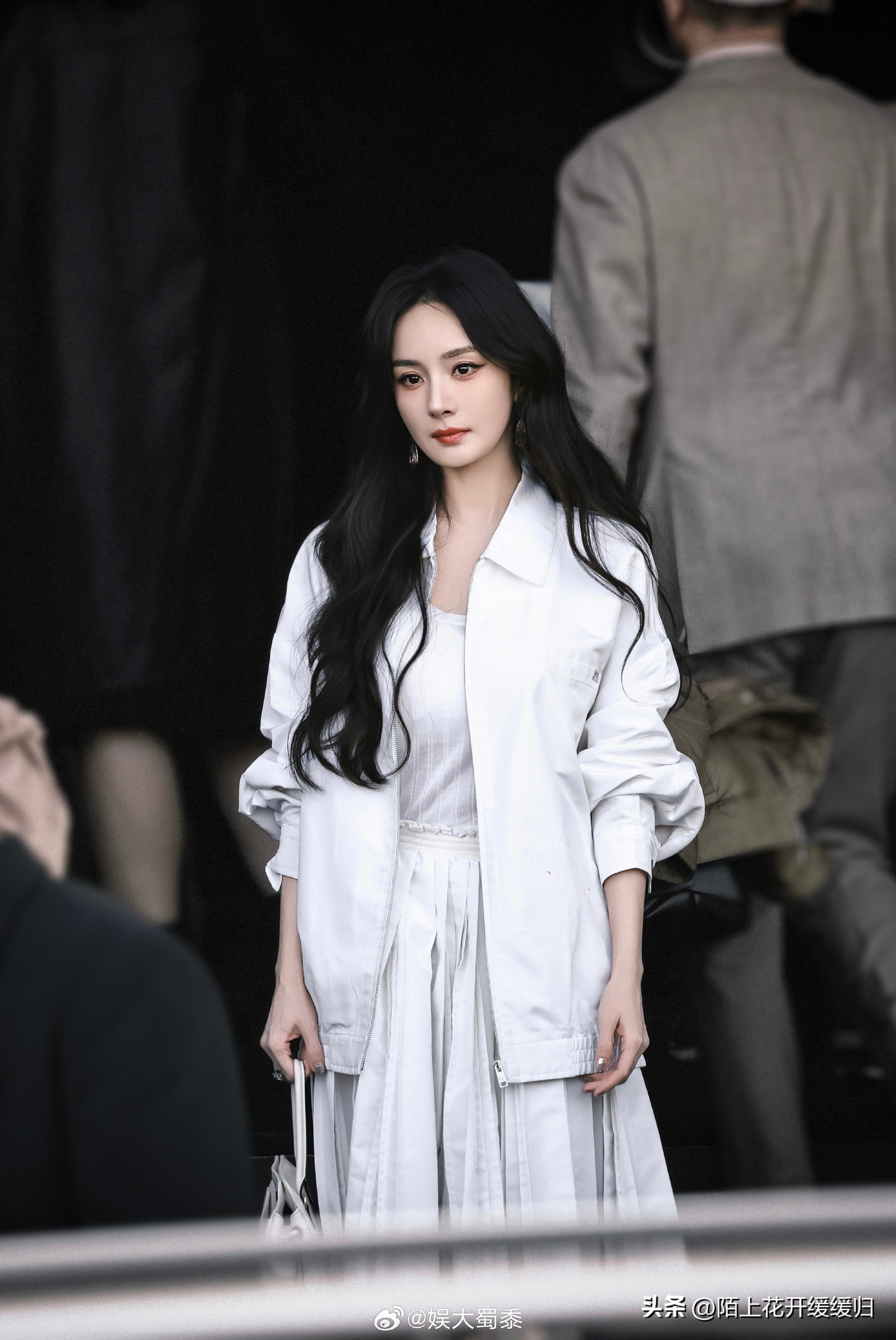 杨幂近期照片2026_米兰时装周杨幂唐嫣_G社无死角生图曝光
