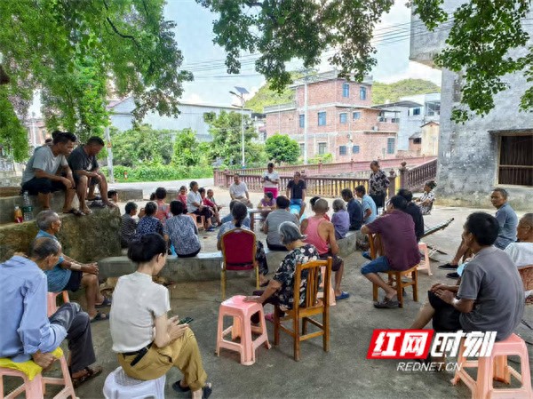 江永县夏层铺镇秸秆禁烧活动_秸秆禁烧政策宣讲_禁烧秸杆