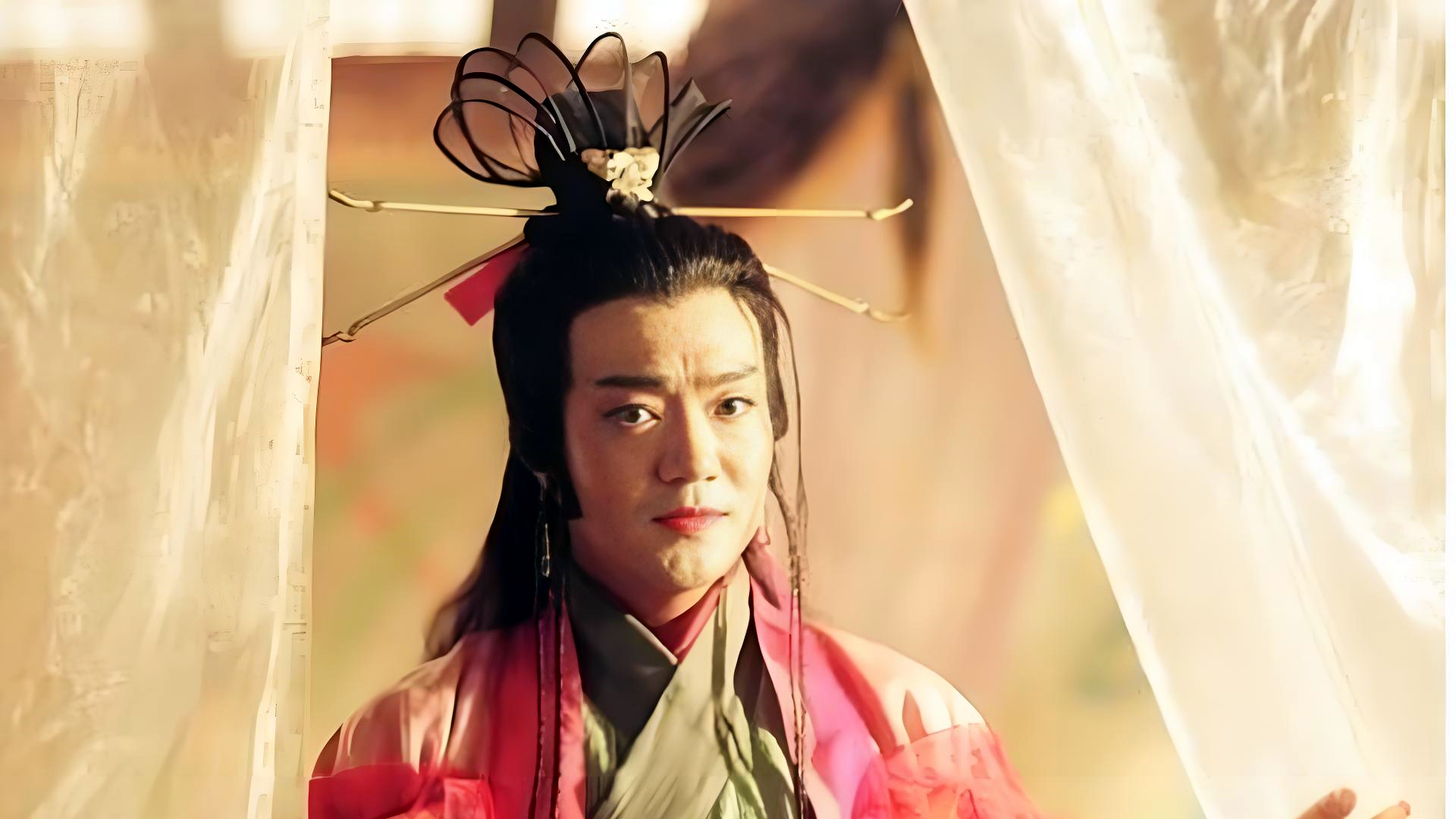 东方不败和杨莲亭_东方不败杨莲亭权力斗争日月神教_黑木崖之战东方不败绣花针战力