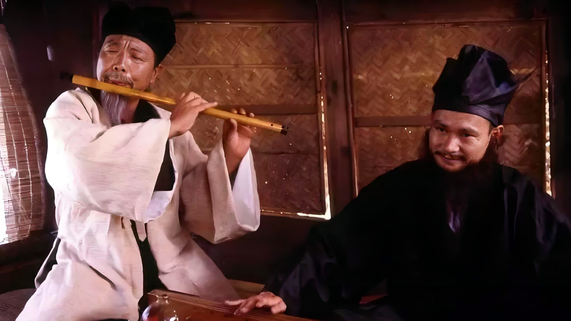 东方不败杨莲亭权力斗争日月神教_黑木崖之战东方不败绣花针战力_东方不败和杨莲亭