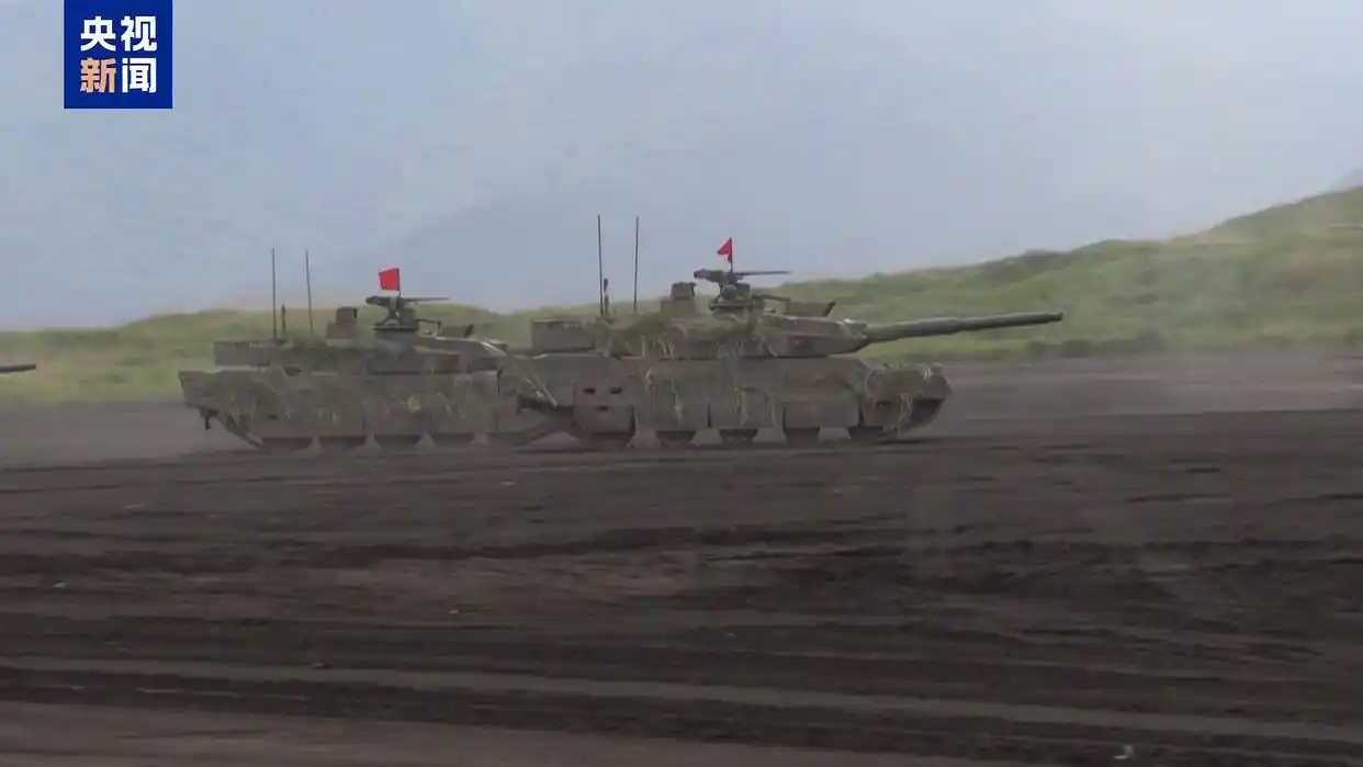 改进型12式反舰导弹亮相_日本富士综合火力演习2025_参加演习装备导弹 日本有何企图