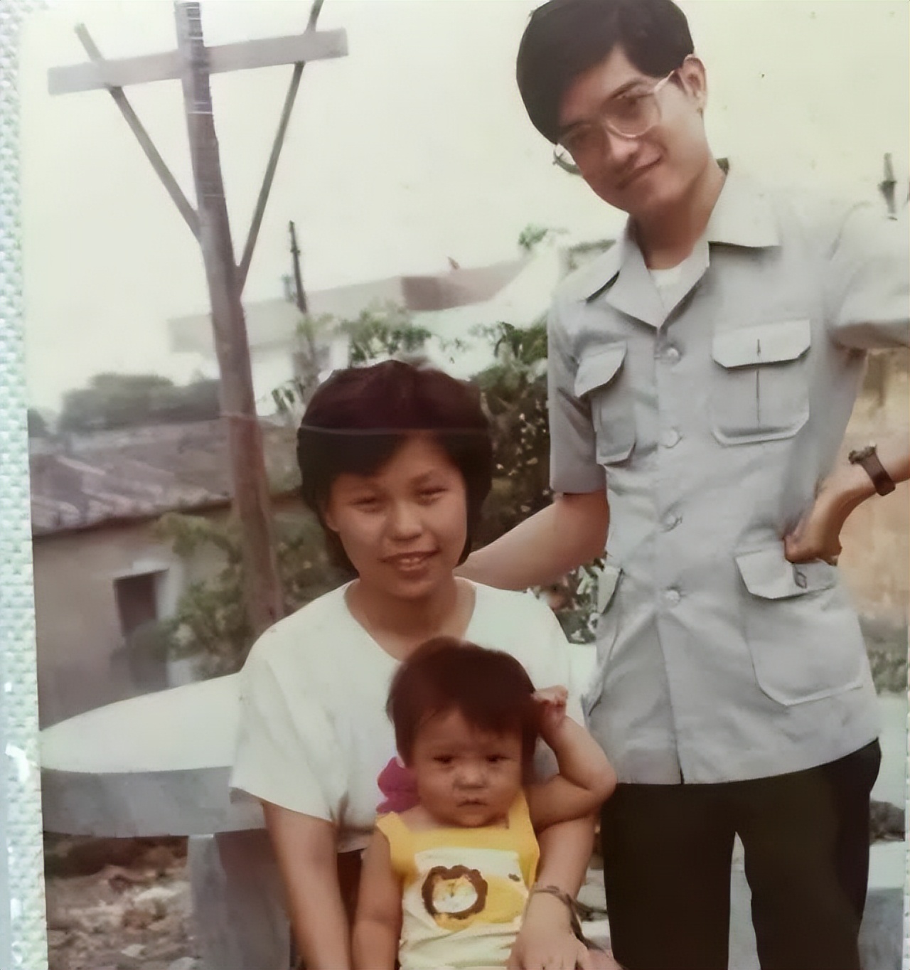 郎咸平被妻子拿捏_郎咸平直播翻车现场_财经郎咸平努力运气