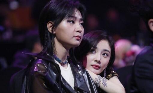 周笔畅 杨幂 快乐大本营_周笔畅杨幂友谊故事_杨幂和周笔畅互怼日常