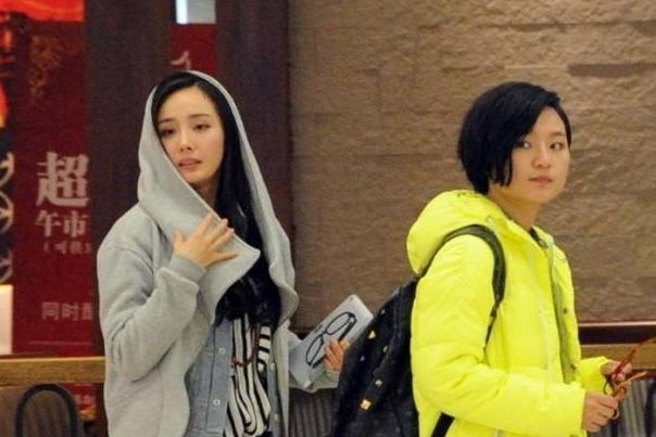 杨幂周笔畅舞台合作_周笔畅 杨幂 快乐大本营_杨幂周笔畅闺蜜友谊