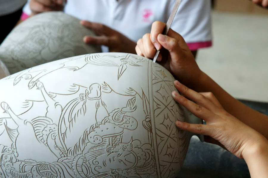 马家窑文化彩陶艺术风格特点_仰韶彩陶艺术_中国彩陶文化