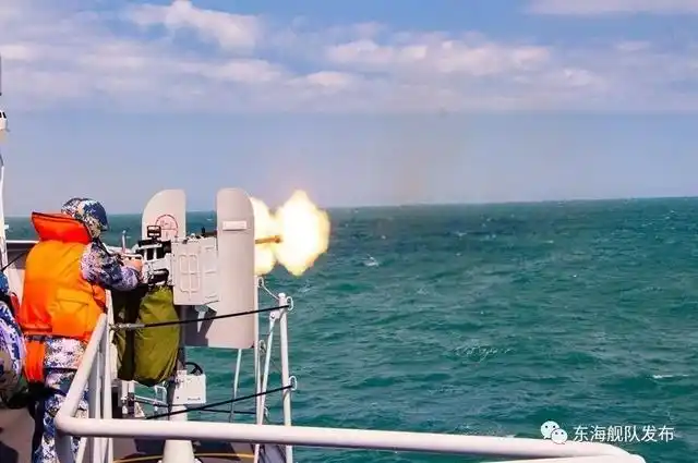 053d型护卫舰_053H3护卫舰现代化改装 红旗10近程舰空导弹 630近防炮