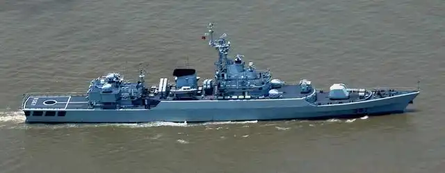 053d型护卫舰_053H3护卫舰现代化改装 红旗10近程舰空导弹 630近防炮