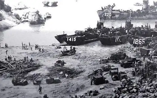 珊瑚海战役历史意义_珍珠港偷袭事件_中途岛大海战 电影