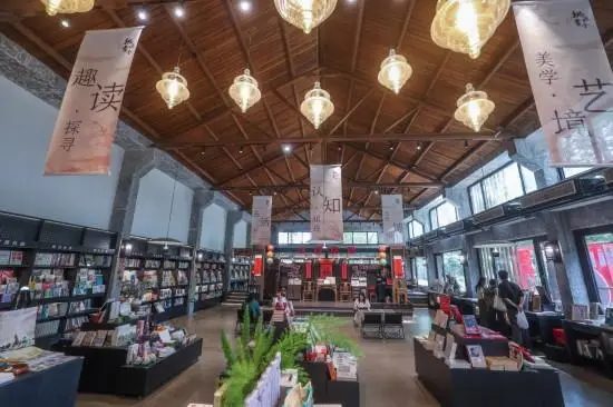 红船精神传承地_嘉兴西塘古镇在哪里_嘉兴历史文化名城