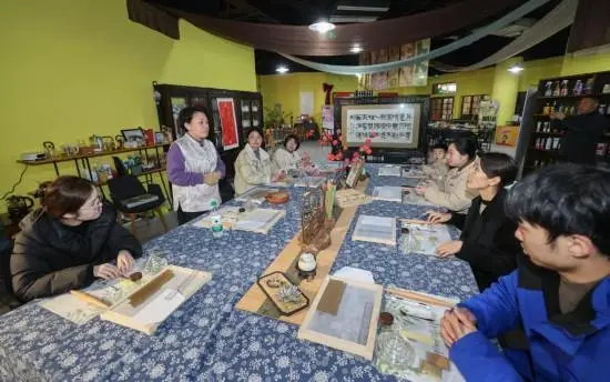 嘉兴西塘古镇在哪里_嘉兴历史文化名城_红船精神传承地