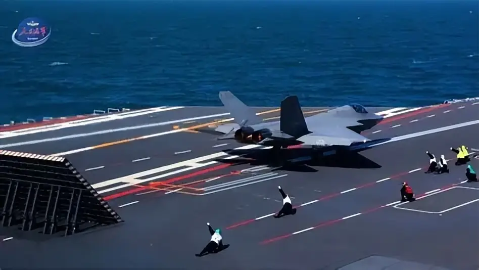 亚洲最强航母电磁弹射_中国004型核动力航母_美军最强航母