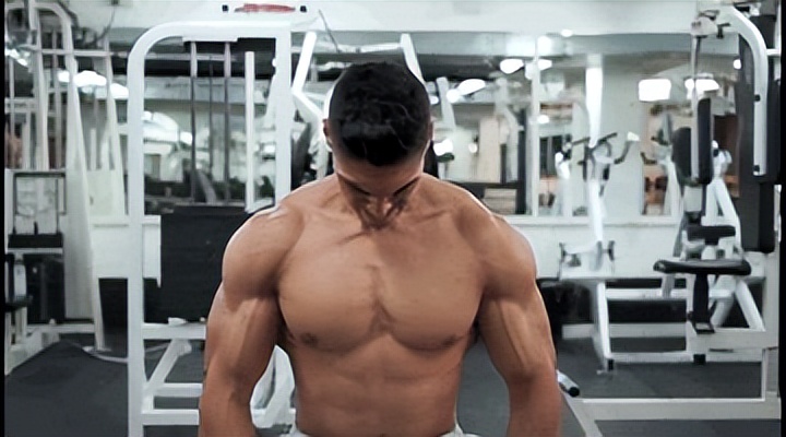 哑铃锻炼好处_180磅的哑铃_在家哑铃训练