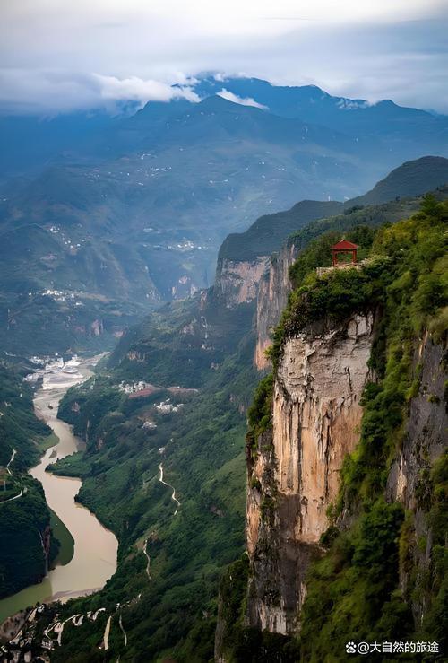 中国西部旅游美景_中国美景排名_如何拍摄国内旅游美景照片