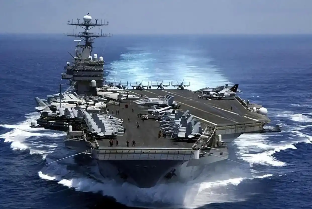 美军航母东海行意图分析_里根号航母访问韩国原因_里根号航母参观