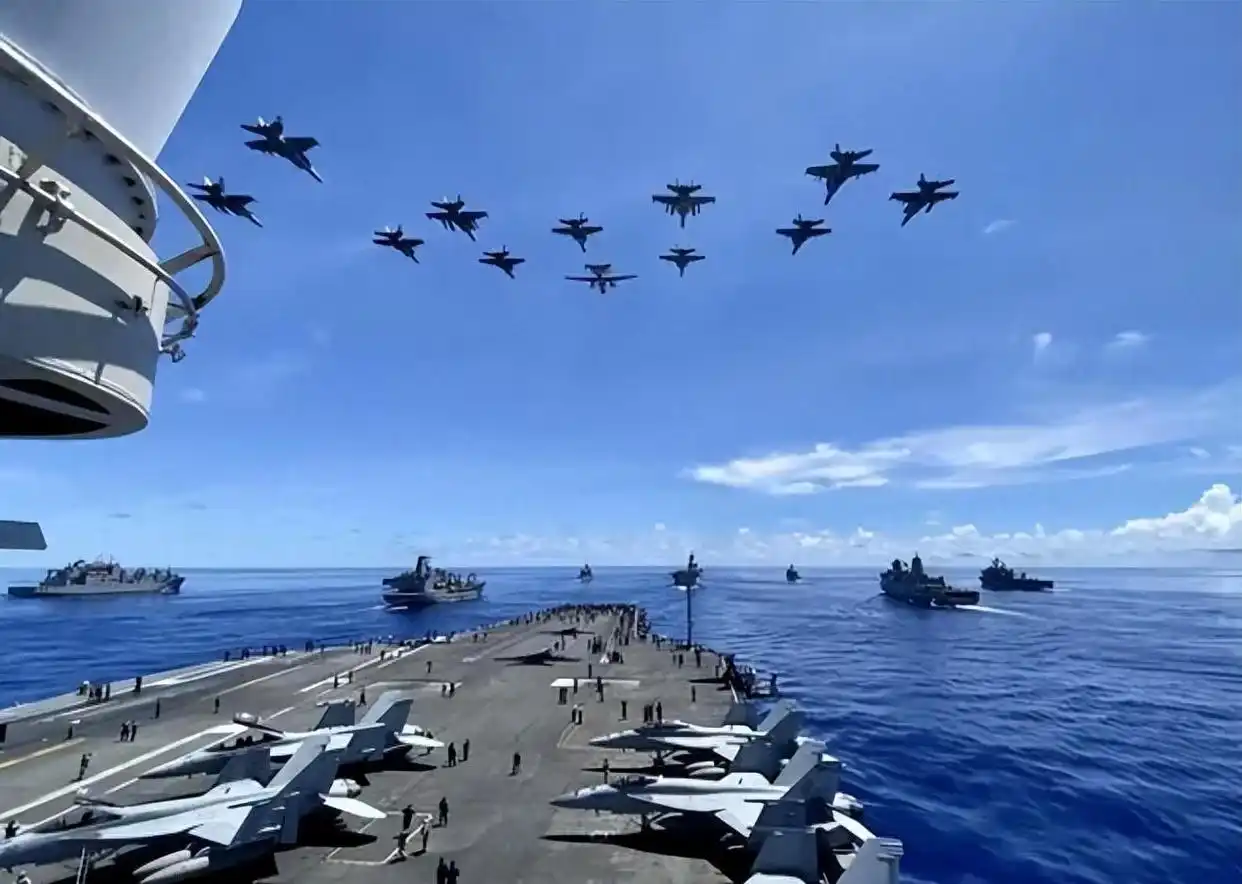 里根号航母参观_里根号航母访问韩国原因_美军航母东海行意图分析