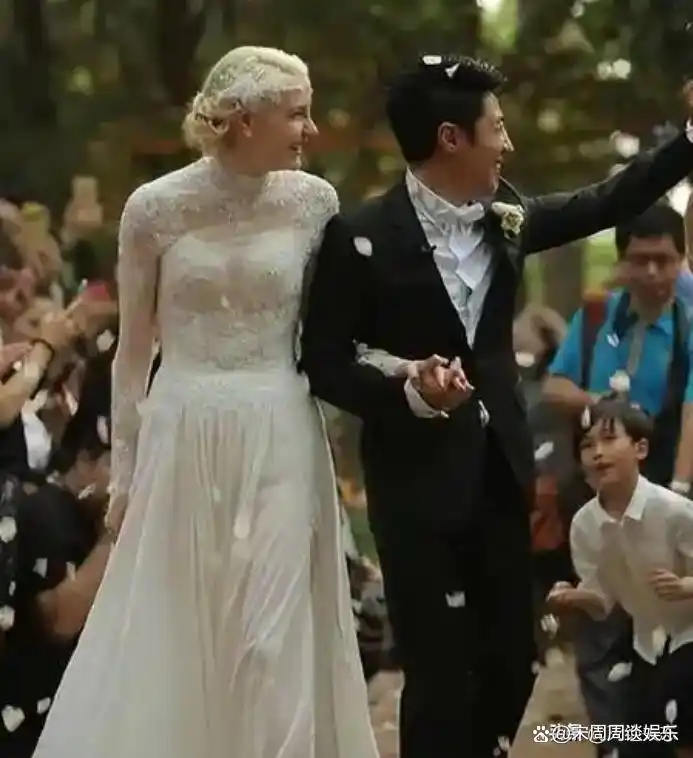 撒贝宁家庭生活_撒贝宁前女友经历_撒贝宁老婆图片大全