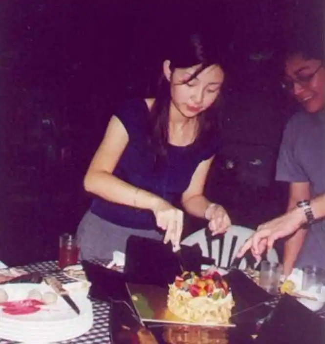 撒贝宁老婆图片大全_撒贝宁个人魅力分析_撒贝宁妻子机场