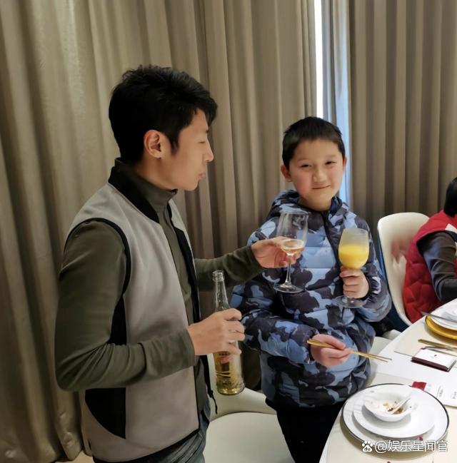 撒贝宁妻子李白过年武汉_撒贝宁老婆图片大全_撒贝宁妹妹撒贝娜个人资料