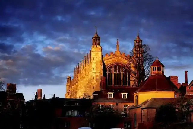 英国公学教育_英国的贵族文化_全人教育理念