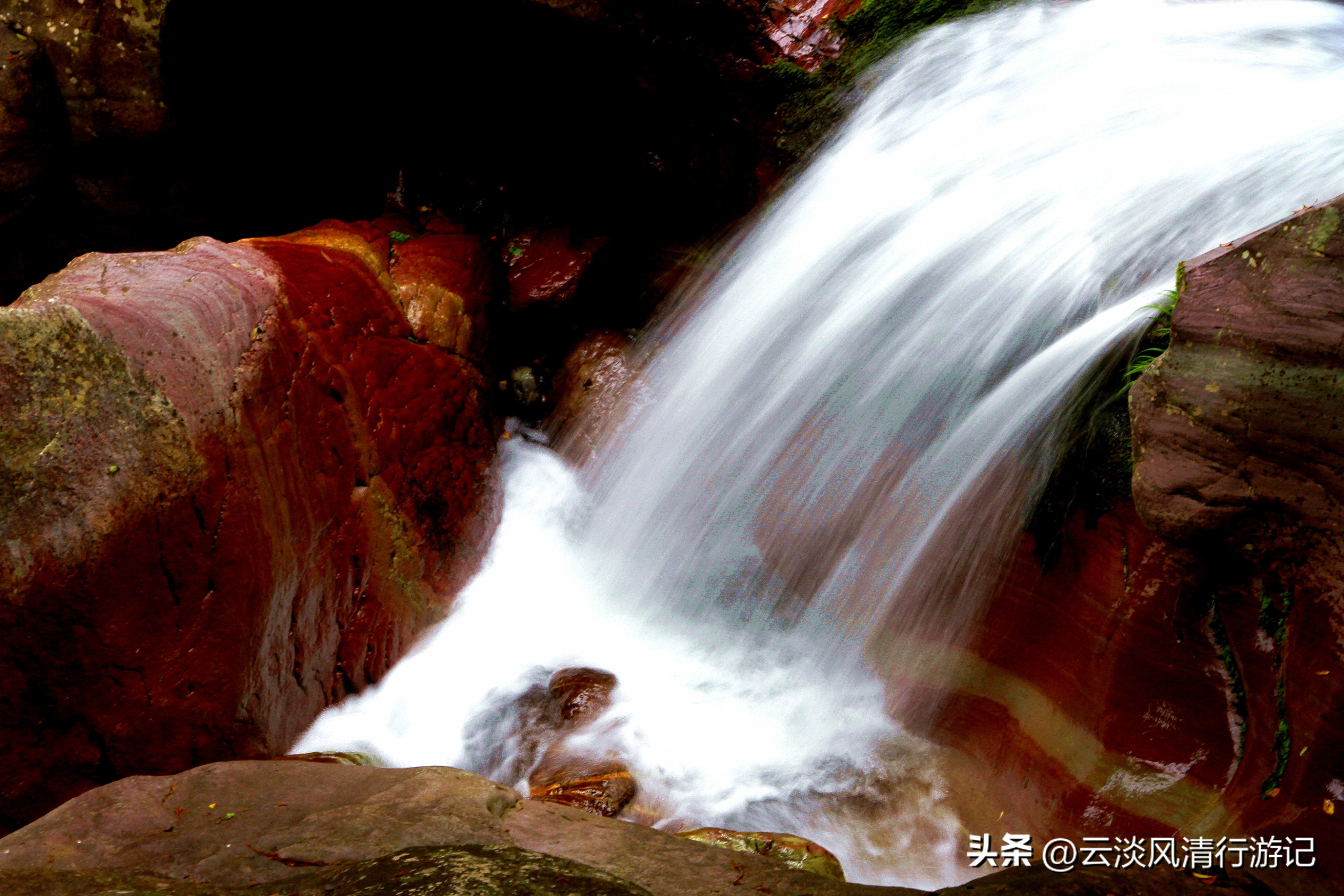 安徽石台生态游_安徽最美秋色赏秋路线_石台天路自驾游攻略
