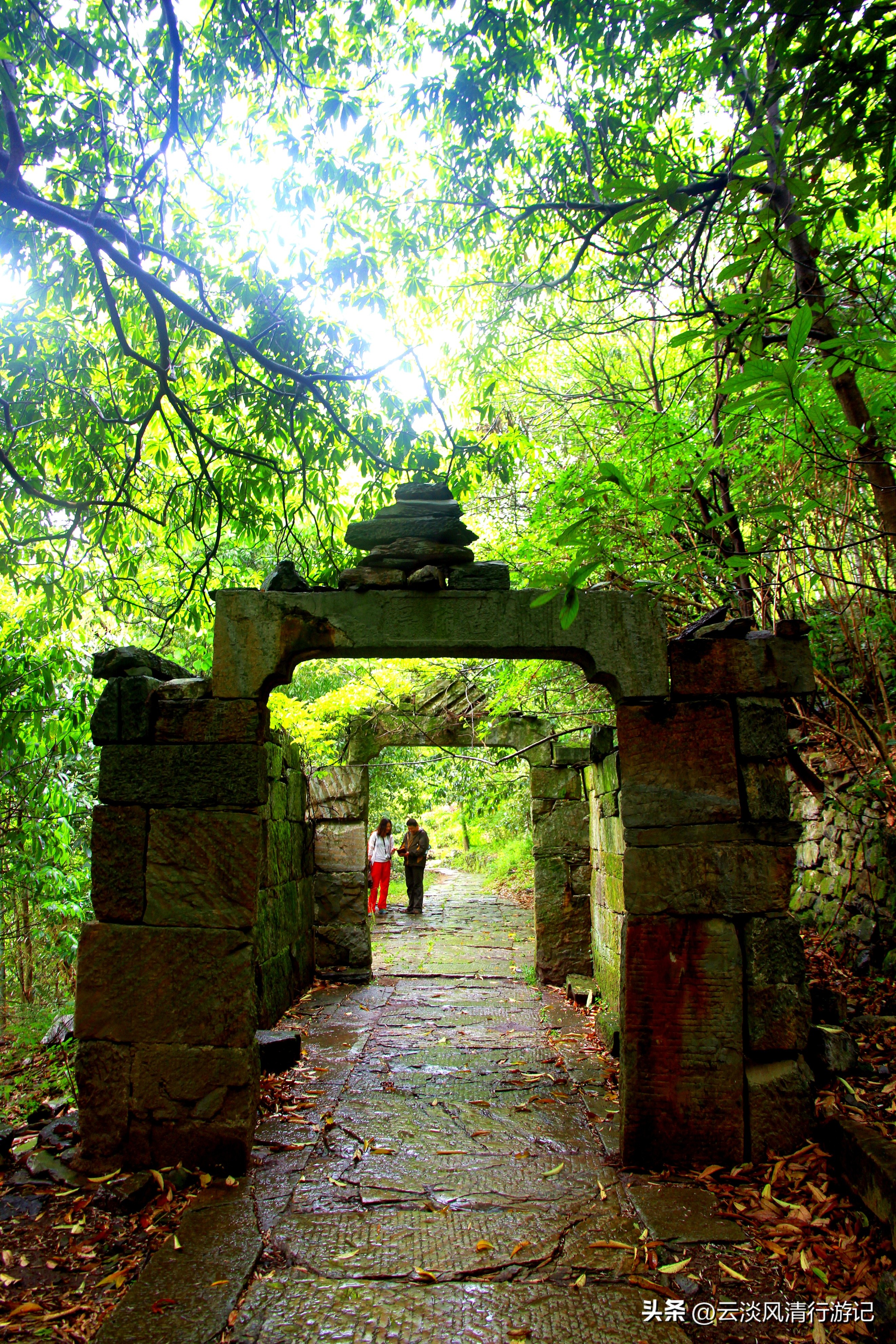 安徽最美秋色赏秋路线_安徽石台生态游_石台天路自驾游攻略