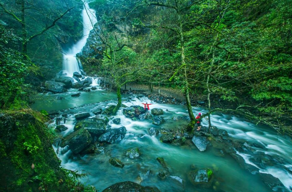 池州市石台县水资源保护与利用_安徽石台生态游_石台县硒泉产业发展