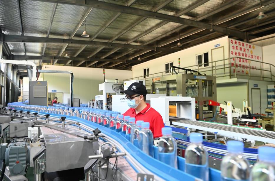 石台县硒泉产业发展_安徽石台生态游_安徽檀泉硒饮品有限公司生产