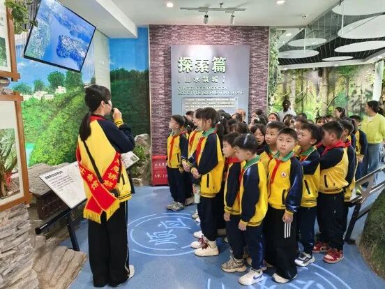 花溪区生态环境_全民国家安全教育日 花溪区 国家安全教育进校园