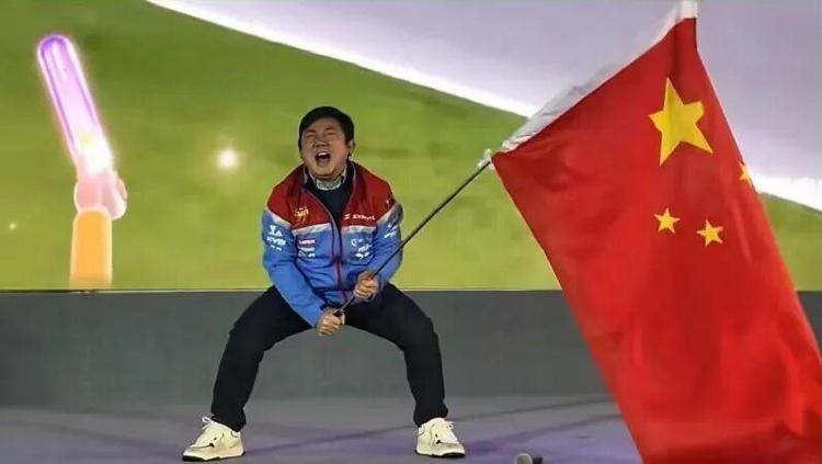 中国摩托车制造商崛起_张雪机车热身赛第一_张雪机车WSBK冠军