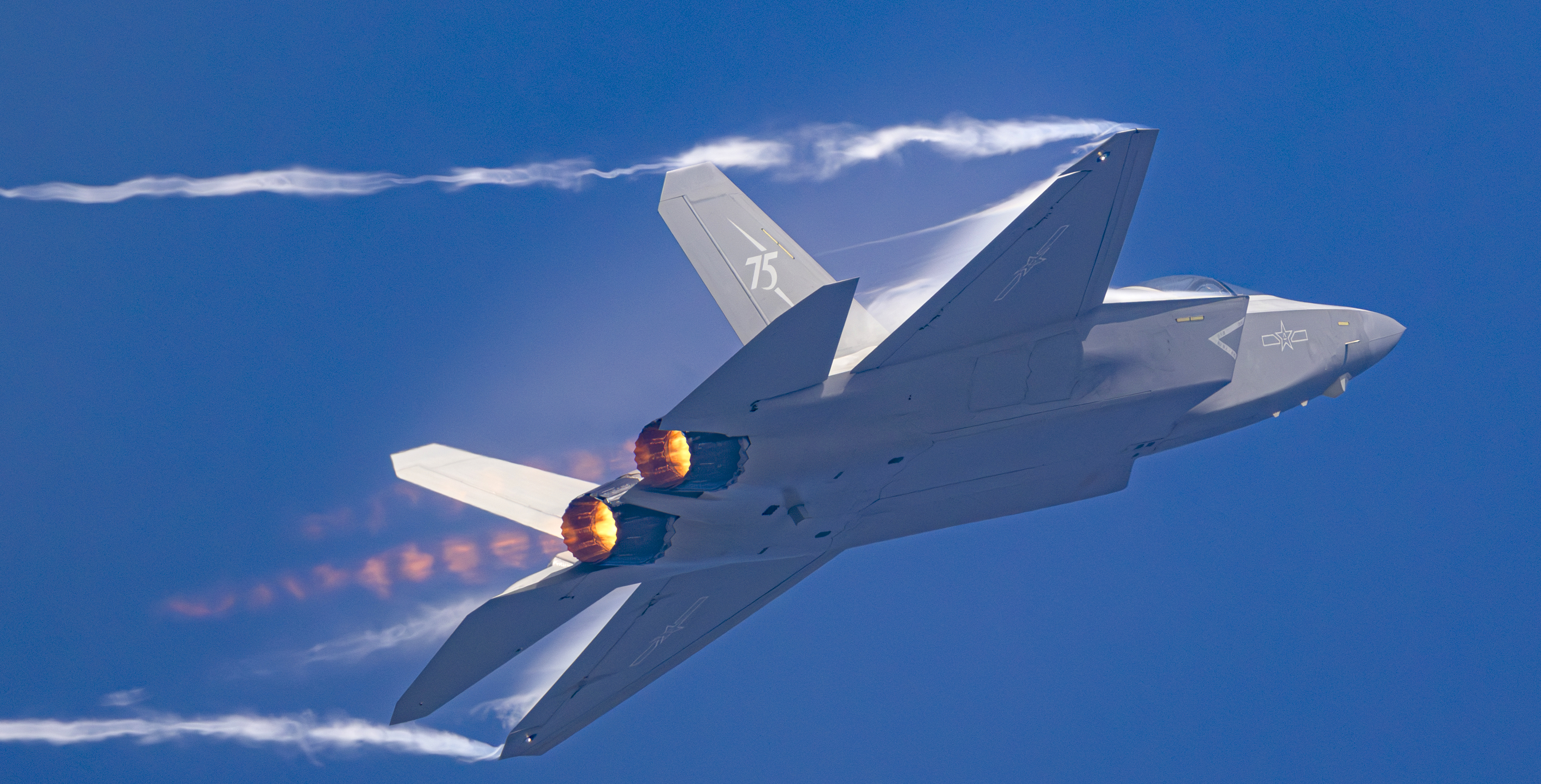 建军90周年阅兵图片_2025年国庆阅兵 新武器装备 无人作战方队