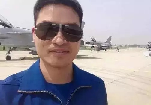 庆祝中国人民解放军建军90周年阅兵_朱日和训练基地阅兵式_建军90周年阅兵图片