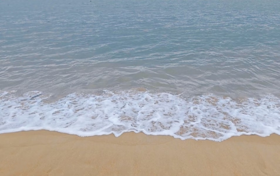 连江渔船彩绘_平流尾地质公园礁石_福州连江赶海一号