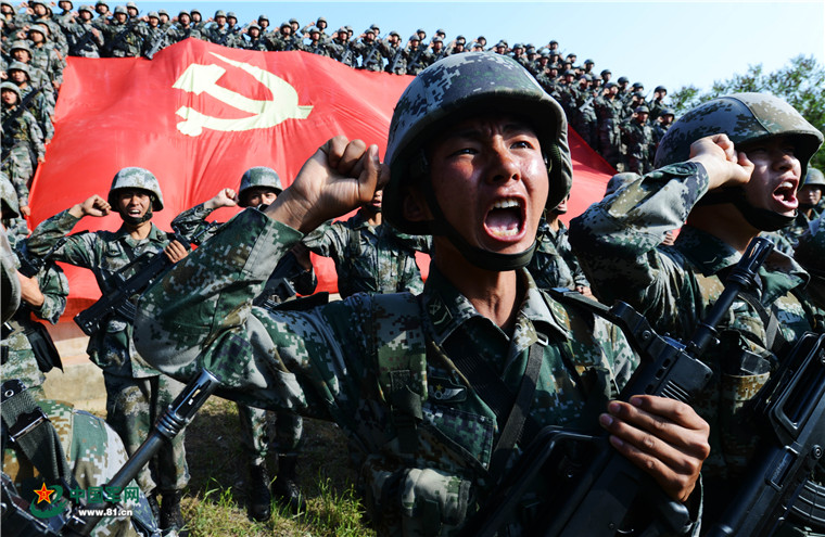 建军90周年阅兵图片_陆军实战化训练发展_新型陆军建设成就