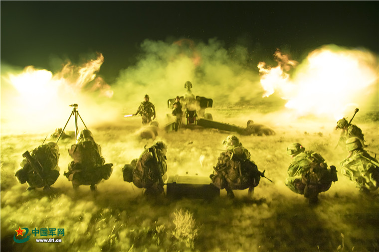 建军90周年阅兵图片_新型陆军建设成就_陆军实战化训练发展