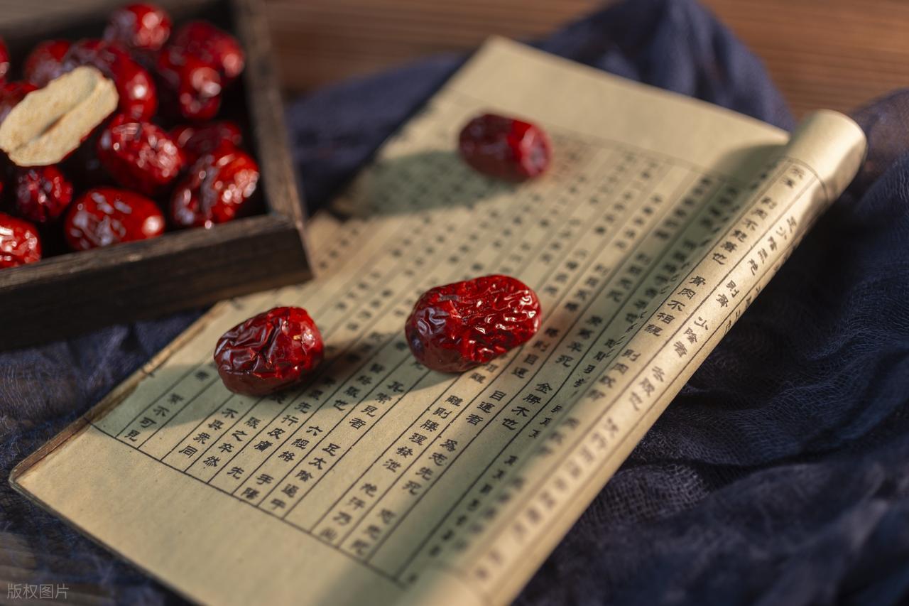 瘀血阻络_固定部位反复疼痛_身体里有股气串着疼