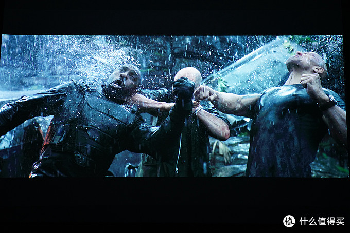 dvd怎么连接电视教程_家庭影院投影机选购_音响搭配方案