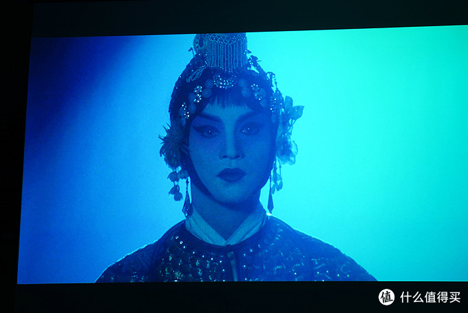 家庭影院投影机选购_dvd怎么连接电视教程_音响搭配方案