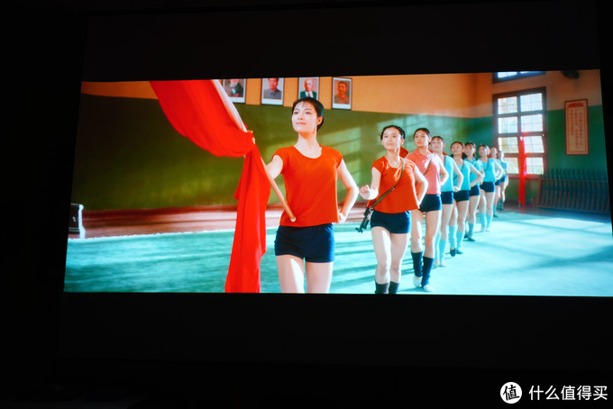 dvd怎么连接电视教程_音响搭配方案_家庭影院投影机选购