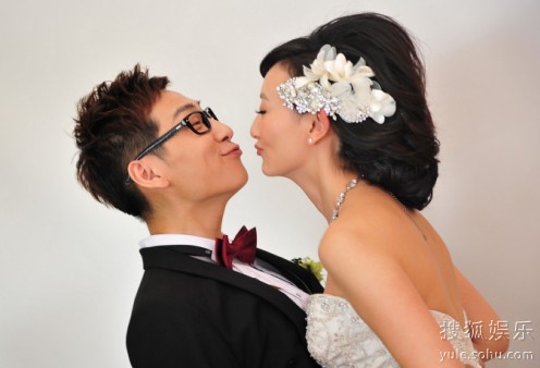 李好晓敏大秀甜蜜