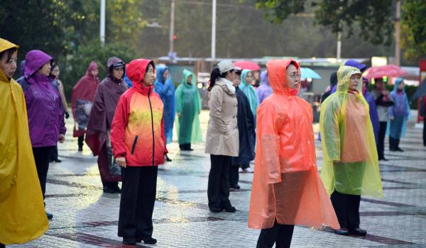 广场舞发展历程_广场舞 文化_广场舞社会影响