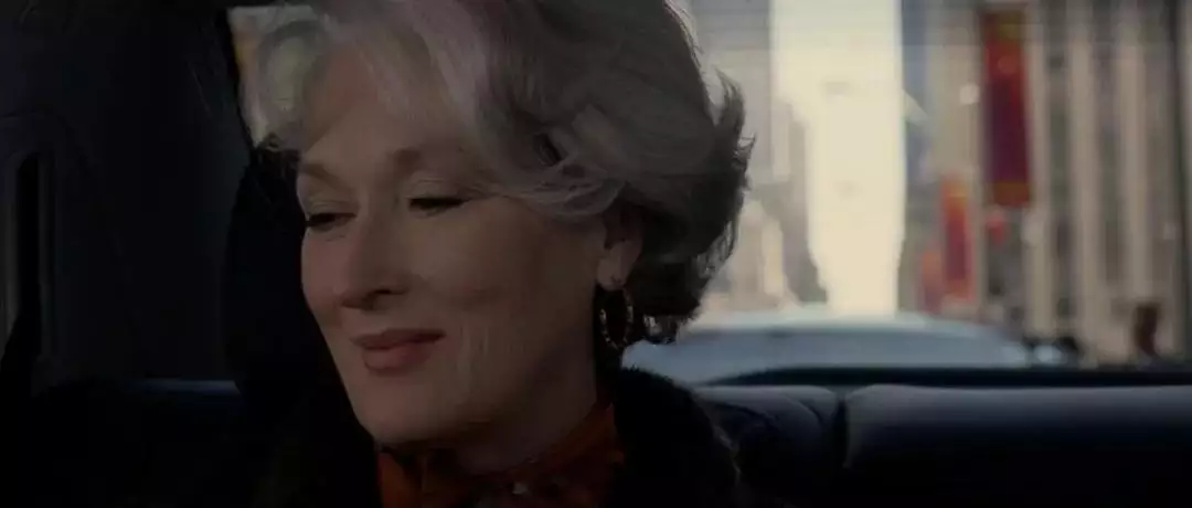 穿普拉达的 免费观看_穿普拉达的恶魔2 职场女性成长 电影分析 时尚权力结构