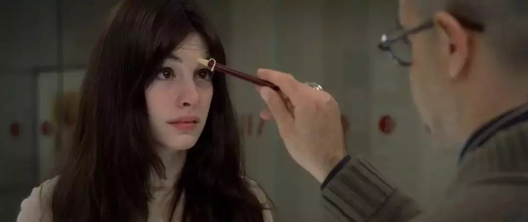 穿普拉达的 免费观看_穿普拉达的恶魔2 职场女性成长 电影分析 时尚权力结构